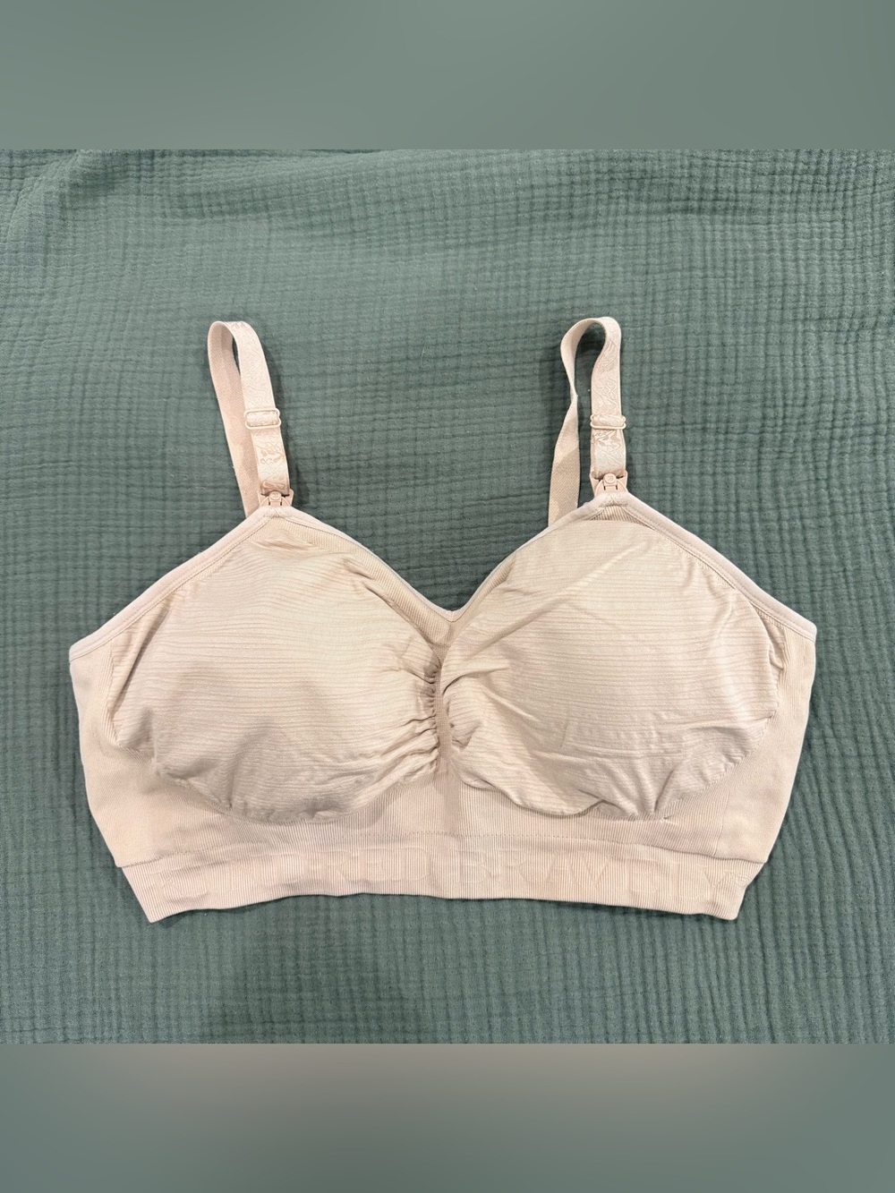 Kindred Bravely Sublime® Hands-Free Pumping & Nursing Bra
